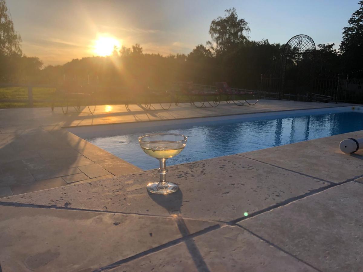 Domaine De La Belliere Hotel Villars-les-Dombes Luaran gambar